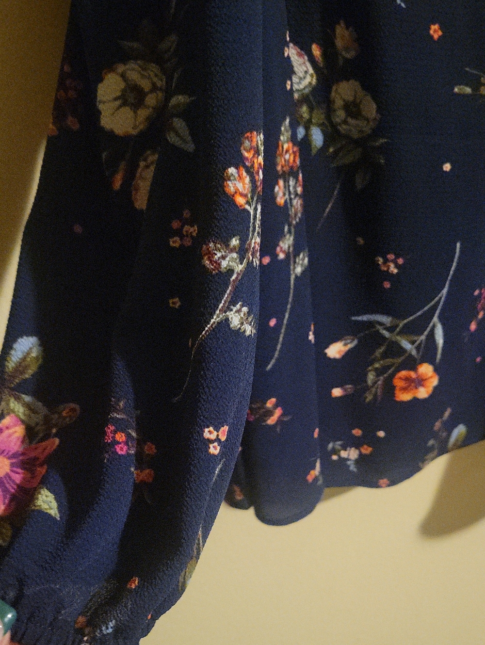 Cold Shoulder Floral Blouse - Navy - Picture 3 of 4
